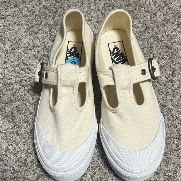 Vans Shoes - Vans shoes NEW